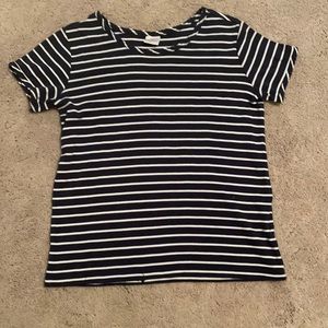 Hanna Andersson navy blue and white striped shirt